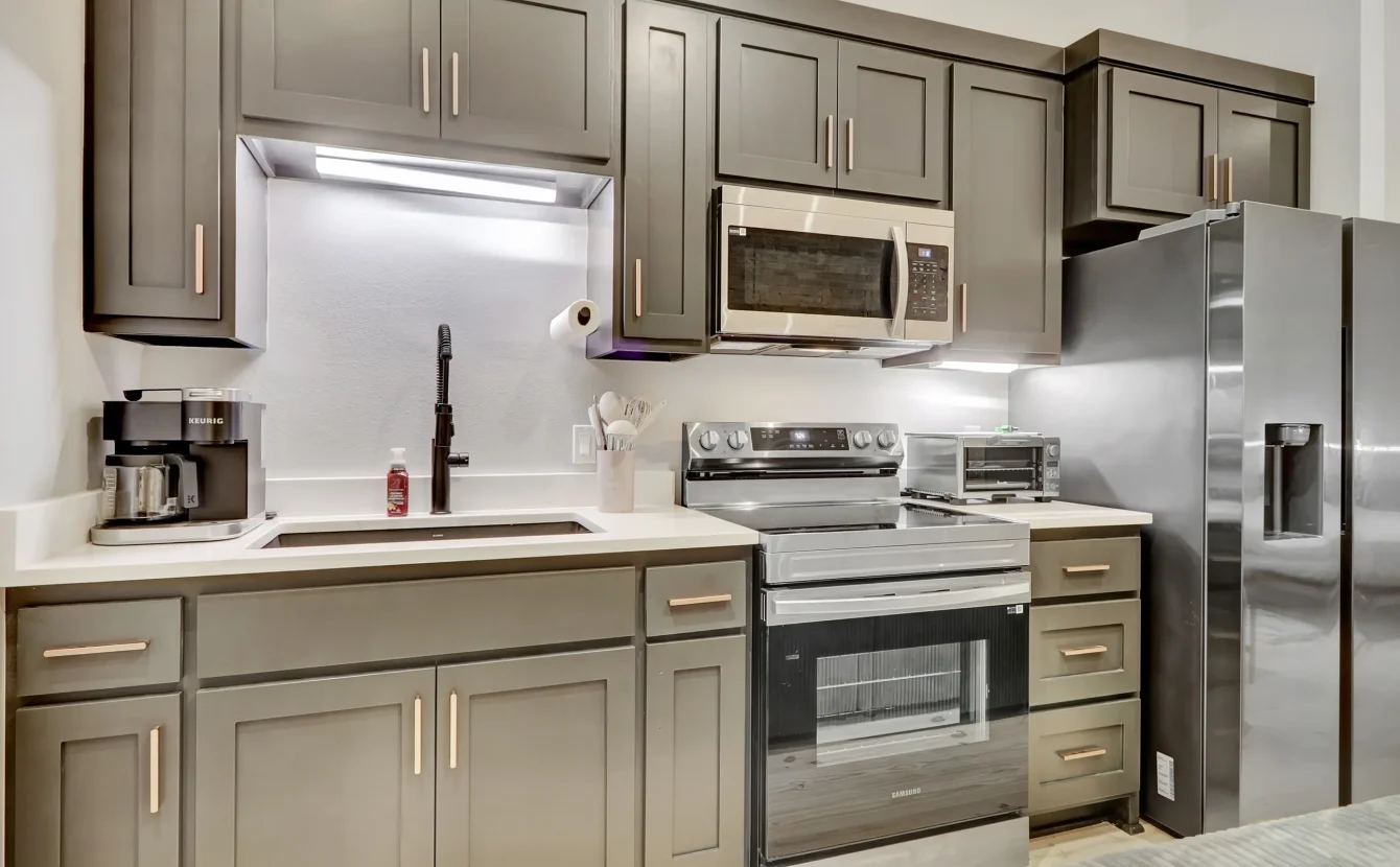 Modern kitchen in a Hot Springs vacation rental with stainless appliances