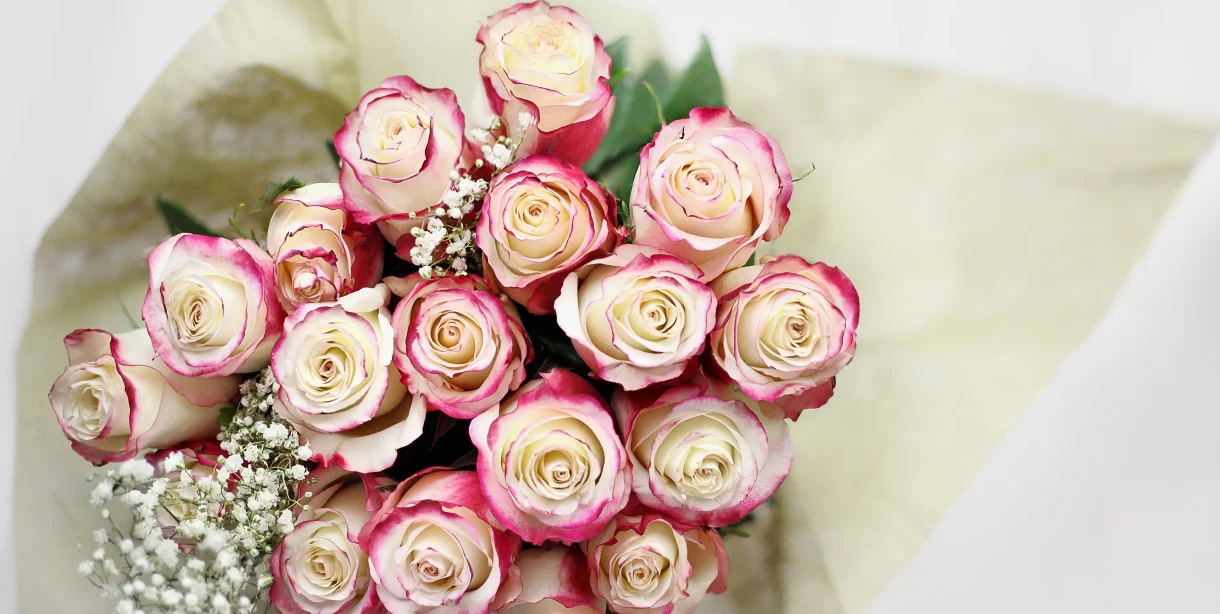 Bouquet of pink roses prepared for a romantic downtown Hot Springs getaway